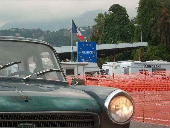 Peugeot 404 