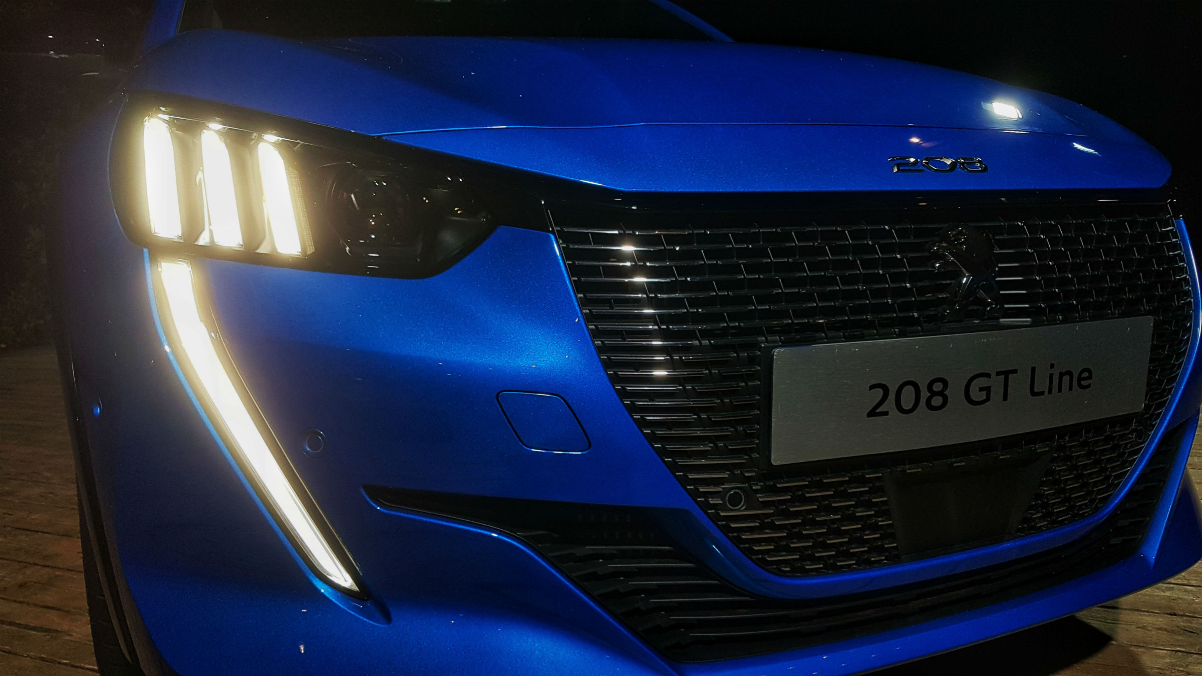 Peugeot 208 
