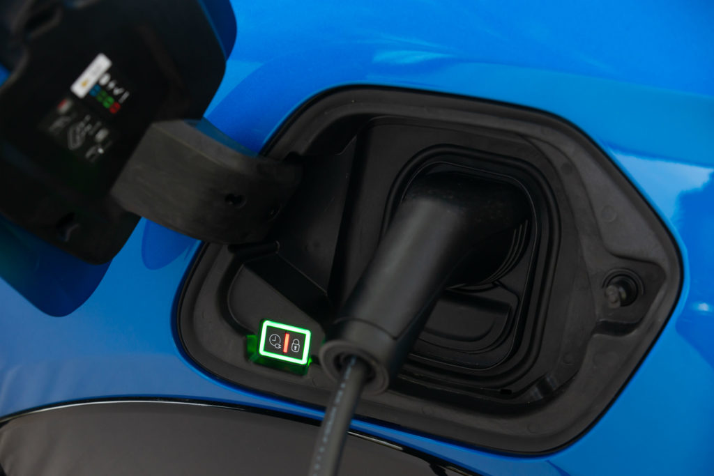 elektryczny Peugeot 208