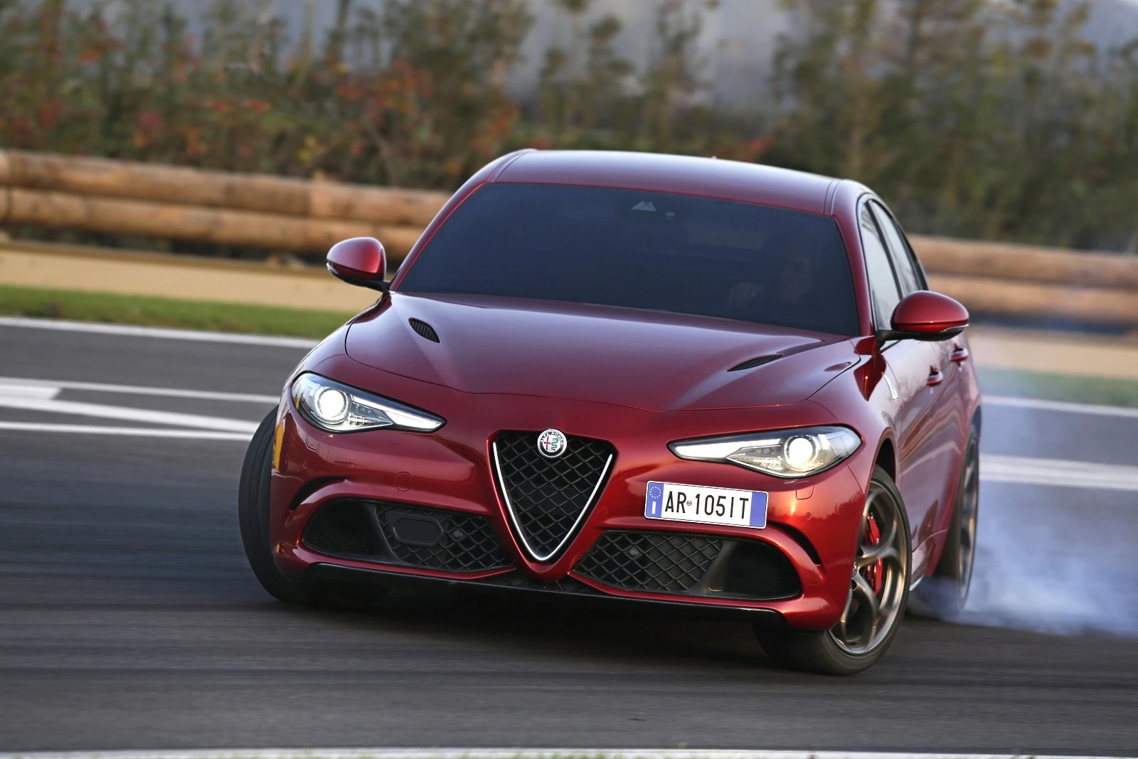 nowa alfa romeo giulia quadrifoglio