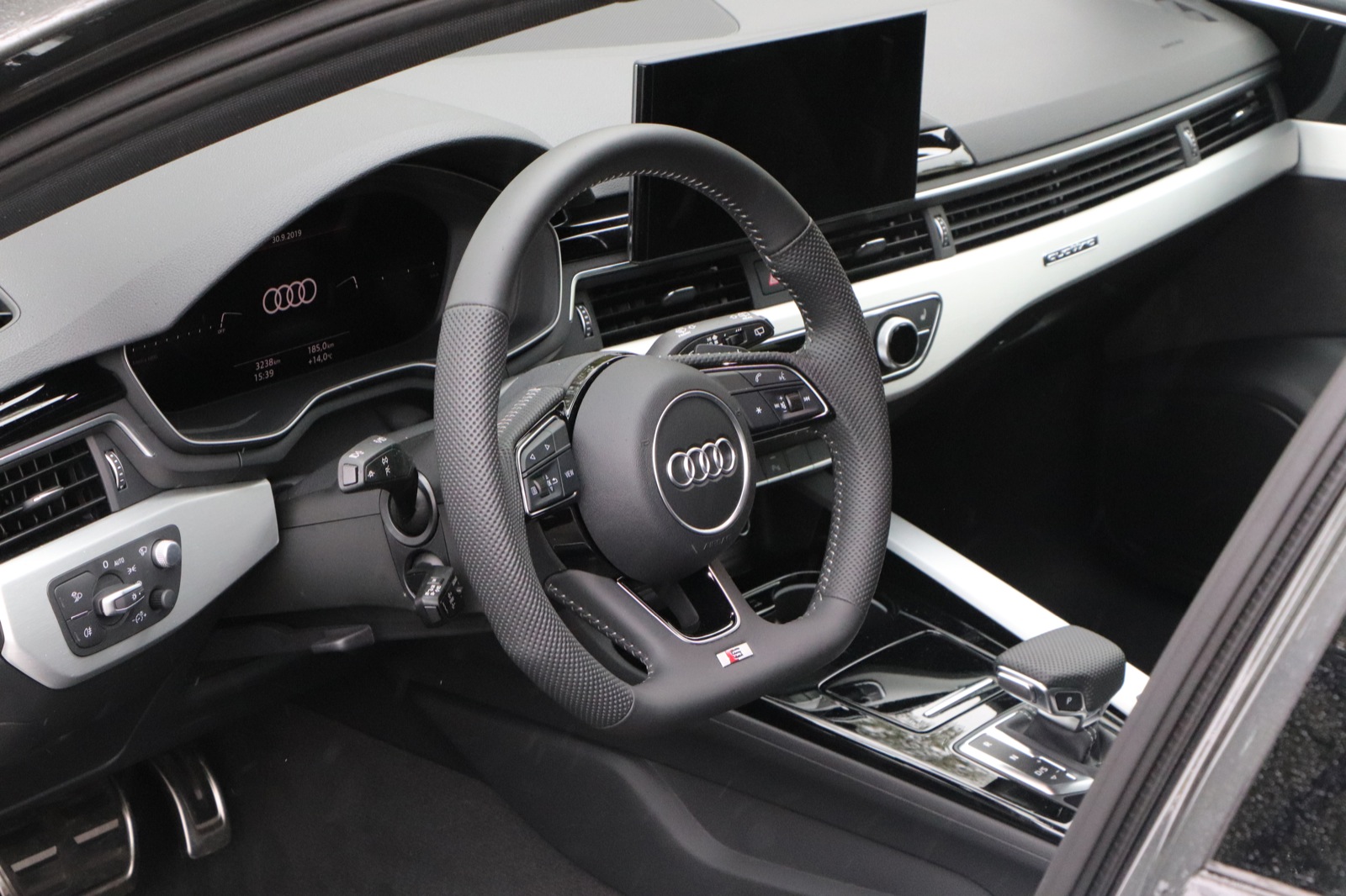 audi a4 lifting test 
