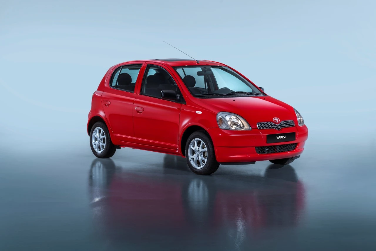toyota yaris car of the year 