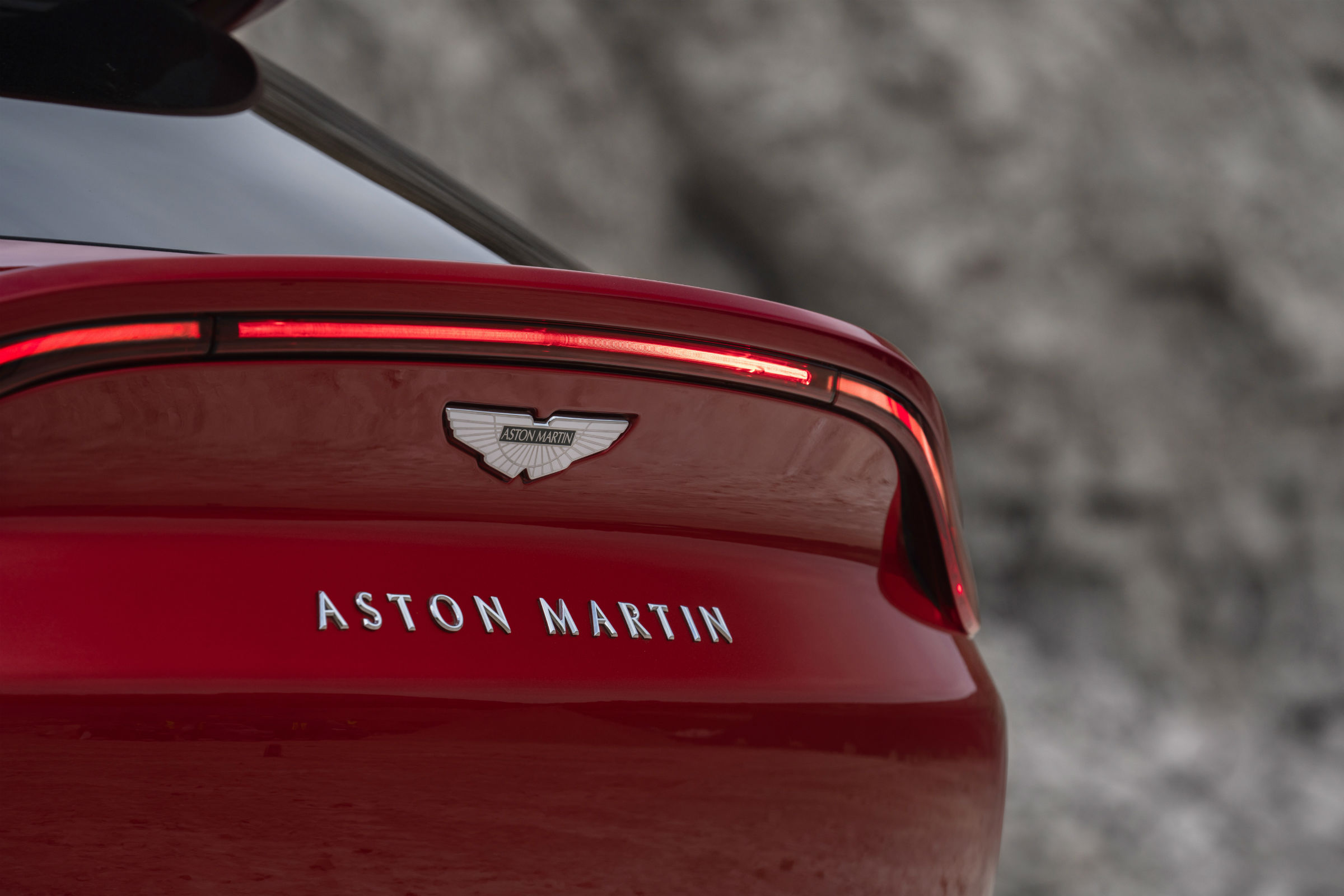 Aston Martin DBX 