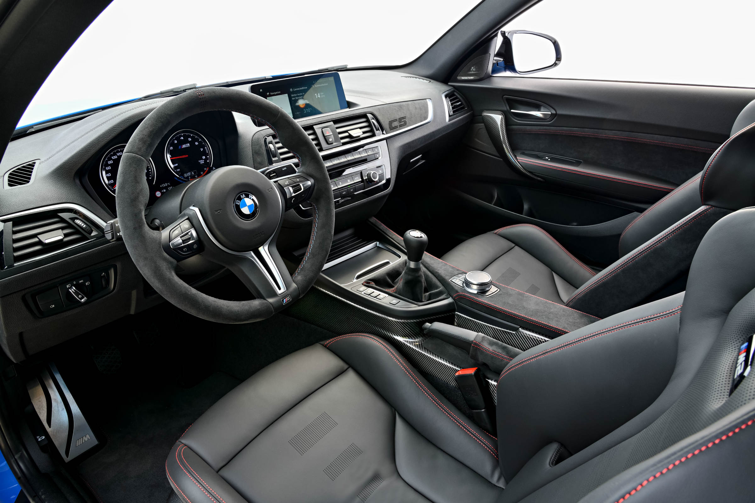 BMW M2 CS 