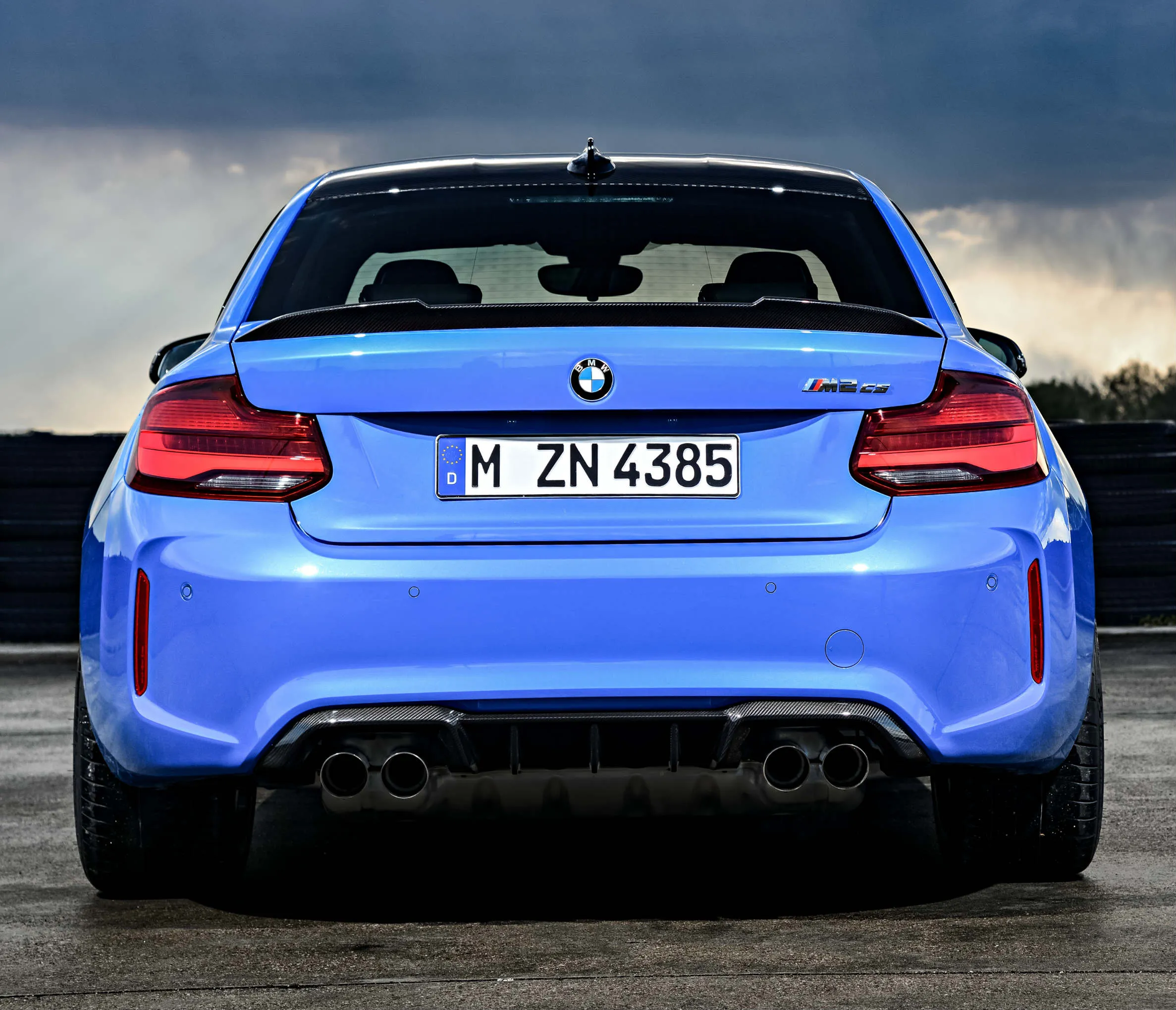 BMW M2 CS 