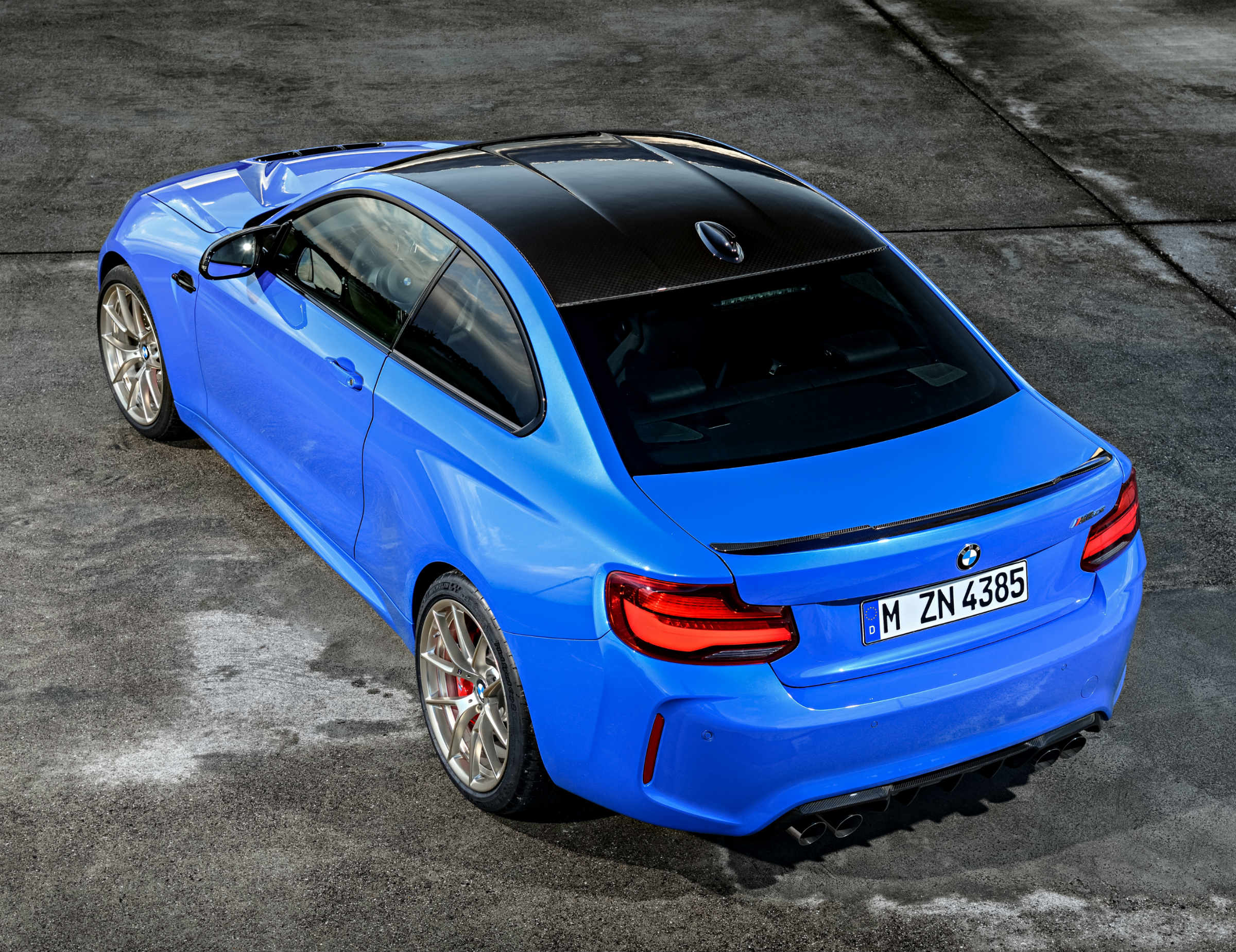 BMW M2 CS 