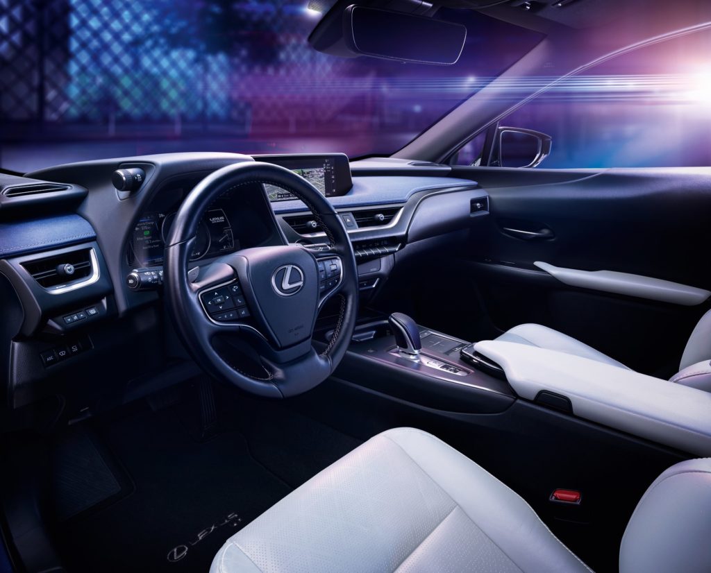 Lexus UX 300e 