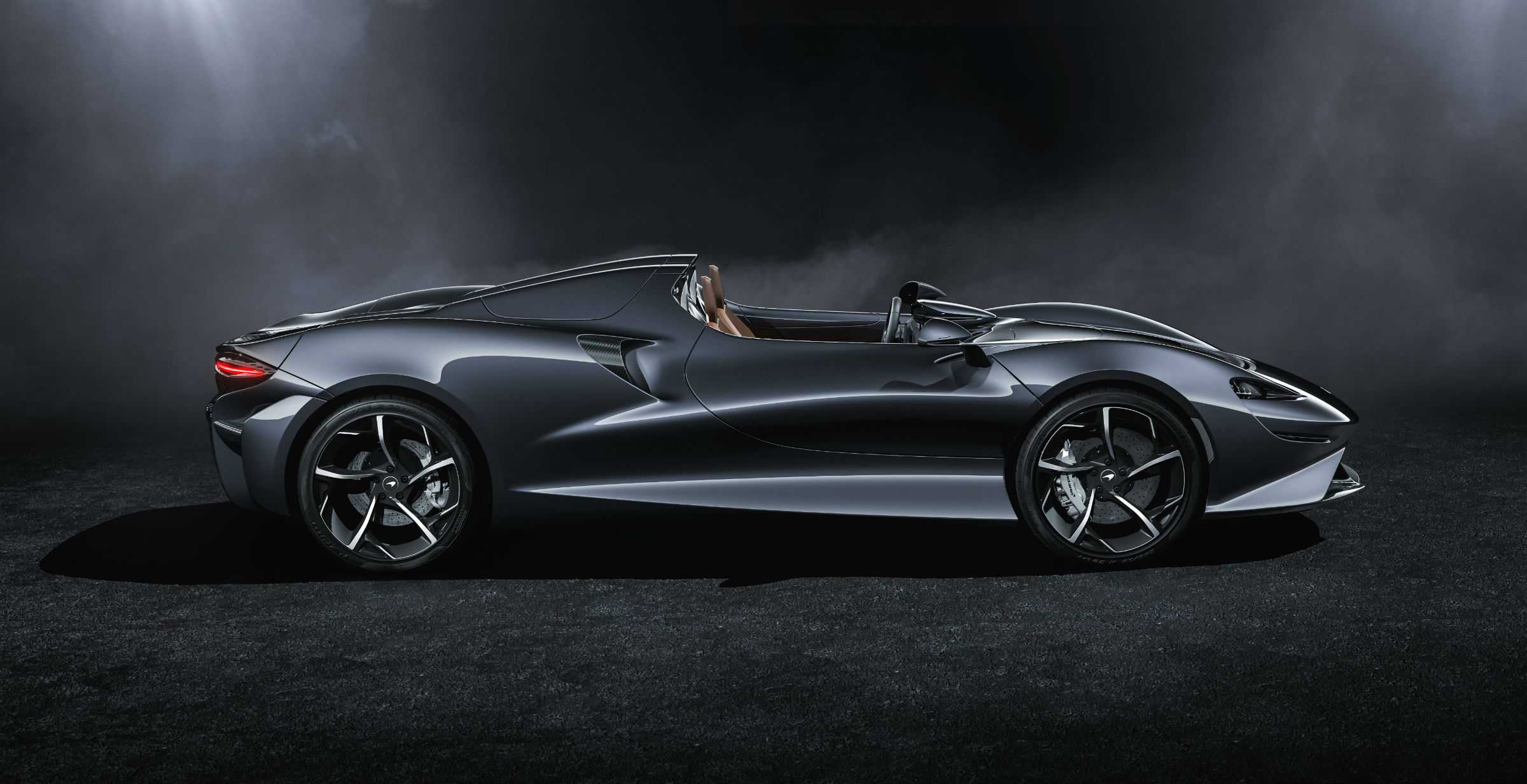 McLaren Elva cena