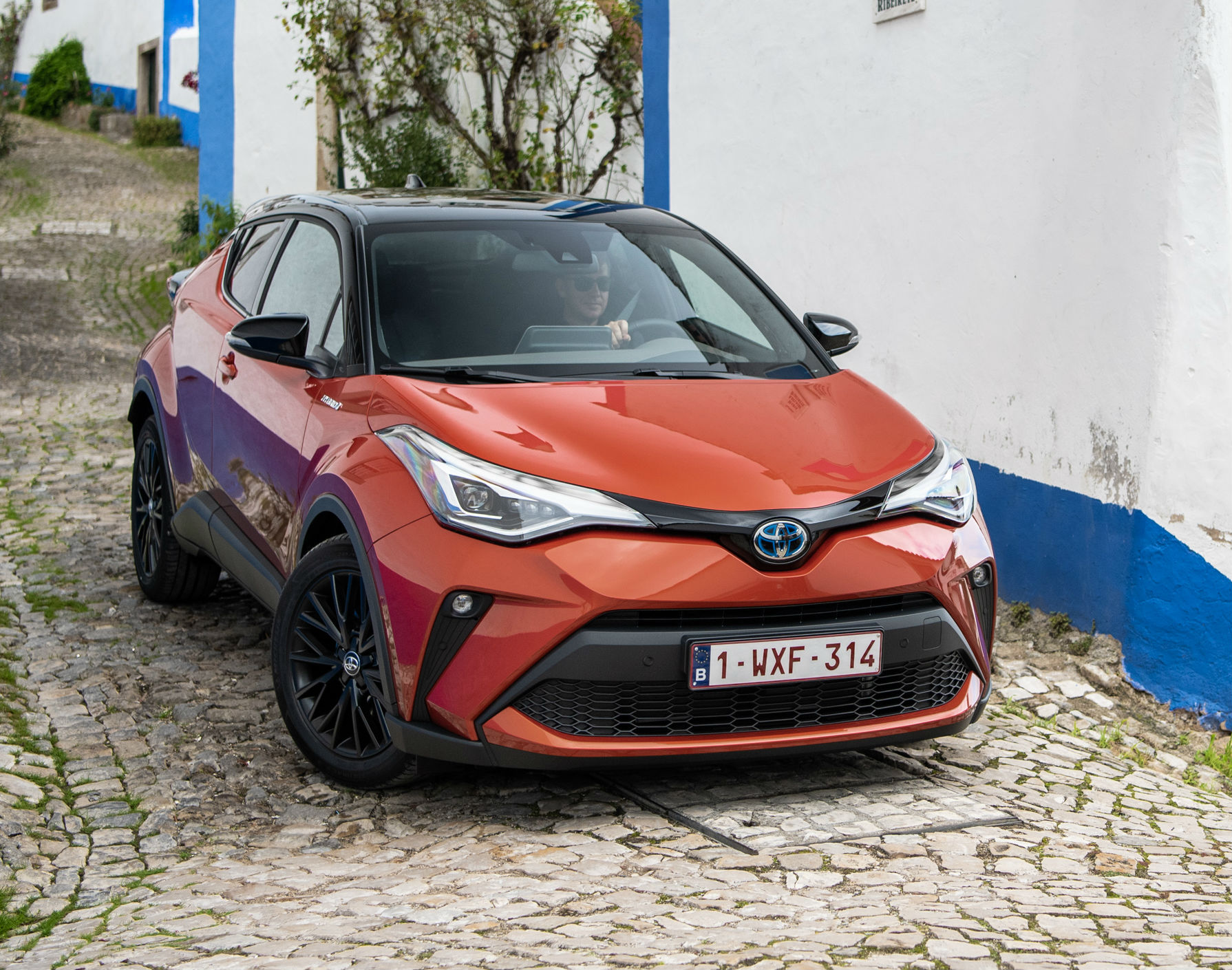 samochody Turcja jaki suv hybryda 2022 