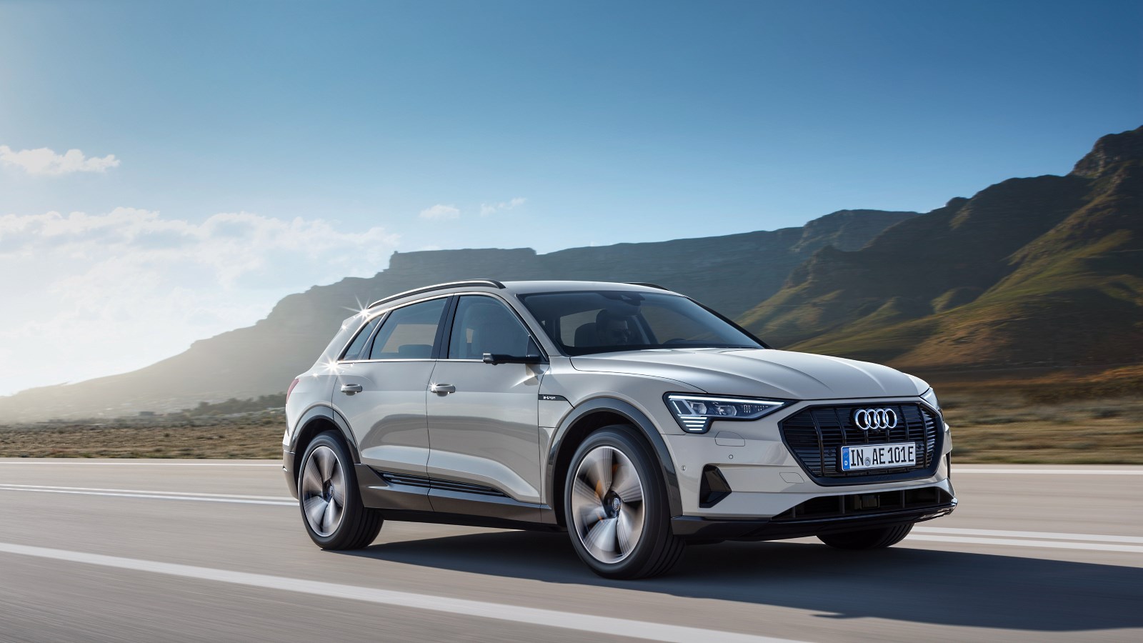 Audi e-tron sprzedaż 