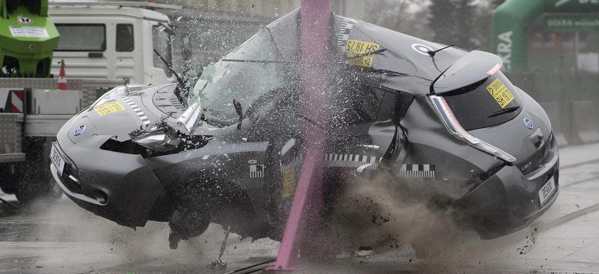 Nissan Leaf crash test