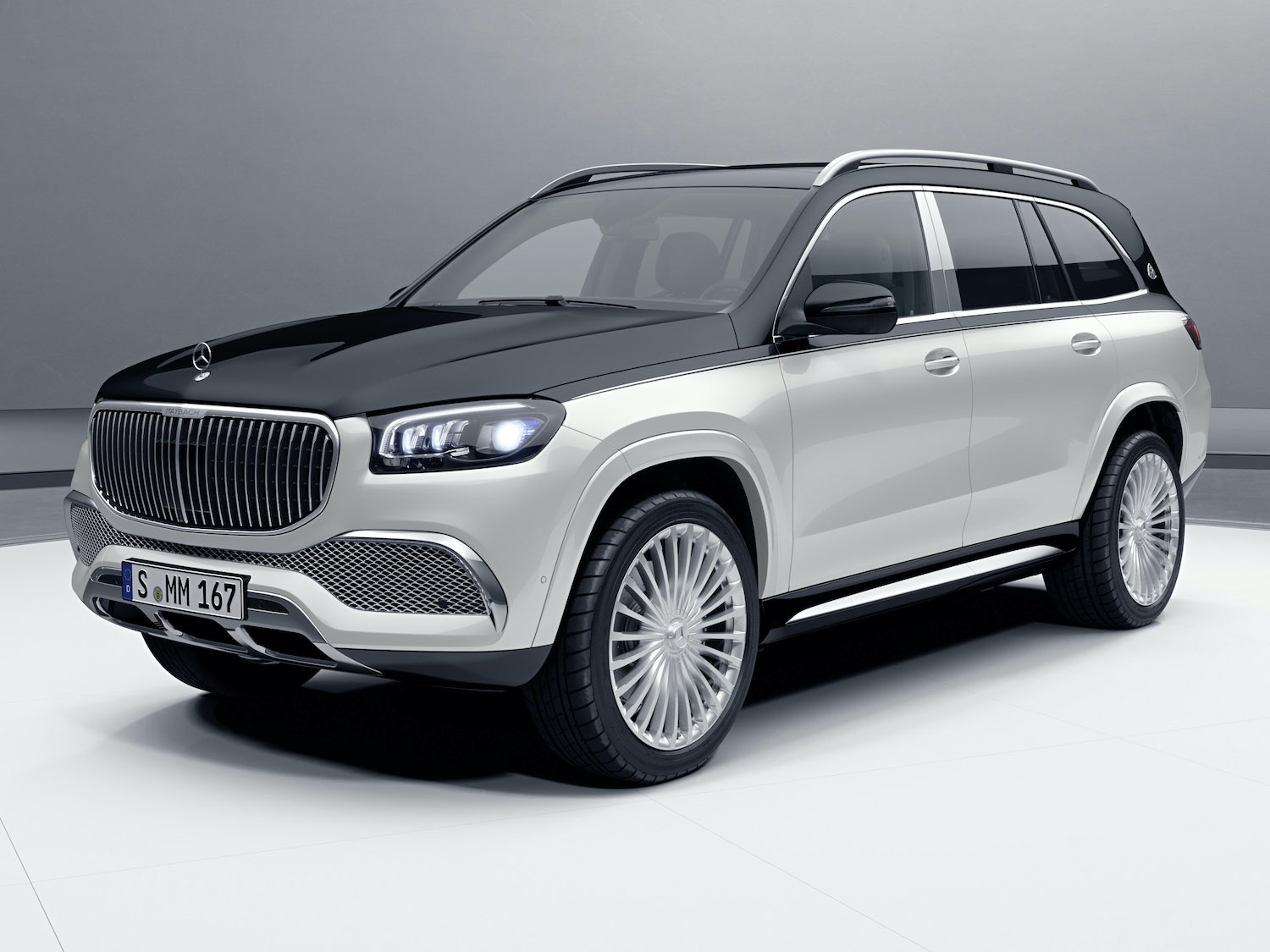 Mercedes Maybach GLS konkurenci najdroższe suvy 