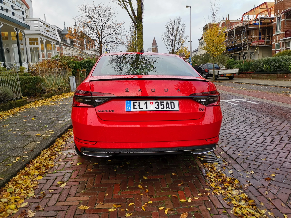 Skoda Superb iV hybrid test