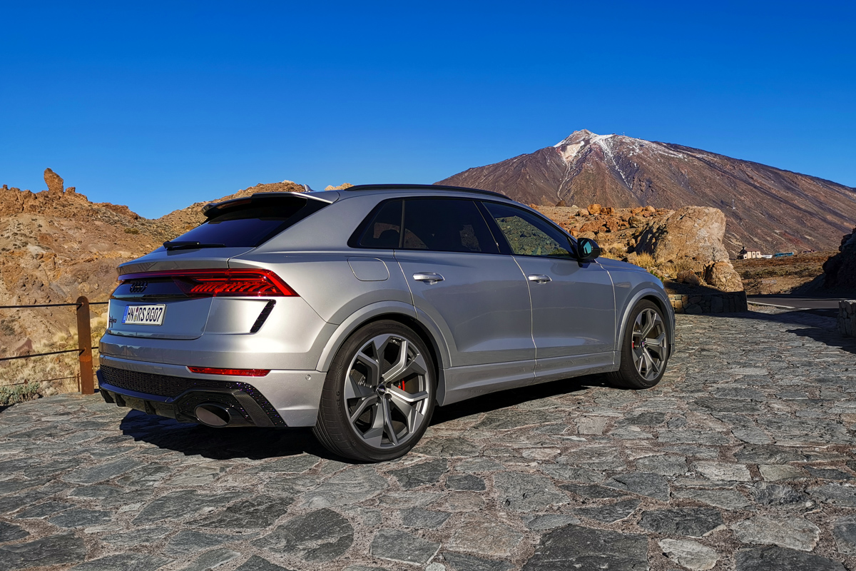 Audi RS Q8 2020 test 