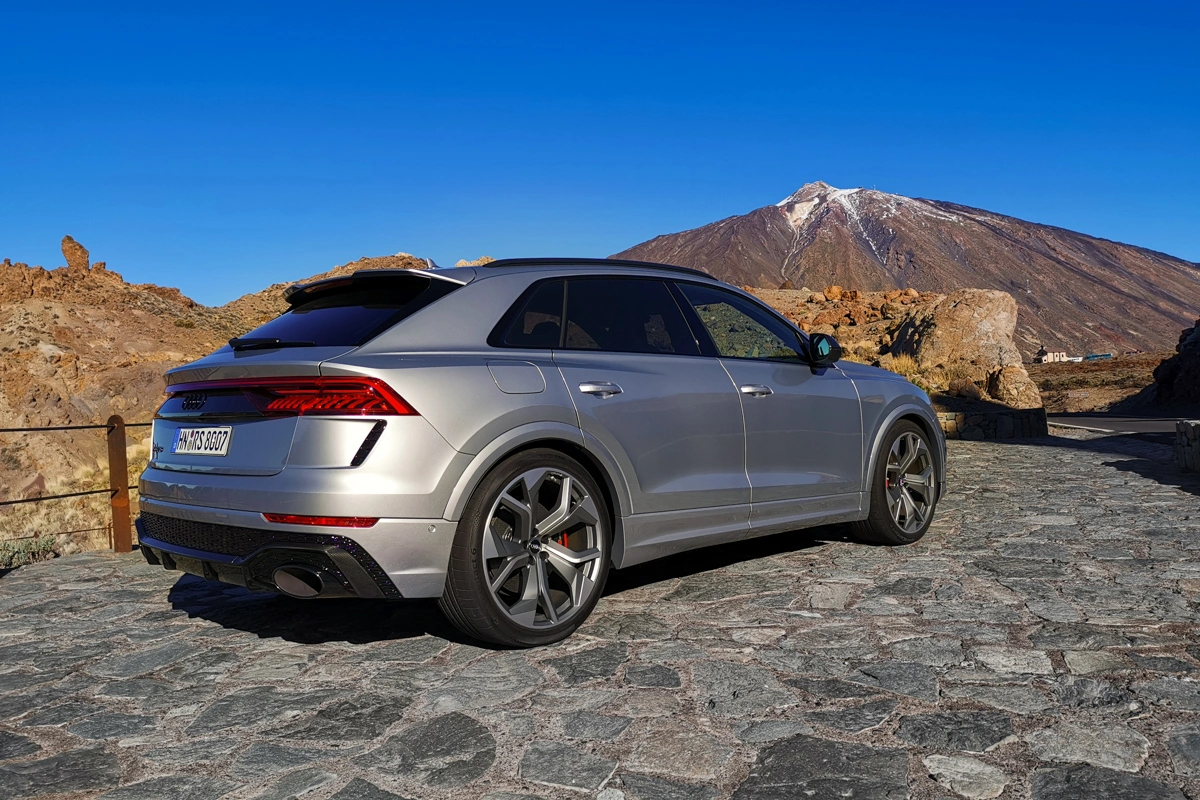 Audi RS Q8 2020 test 