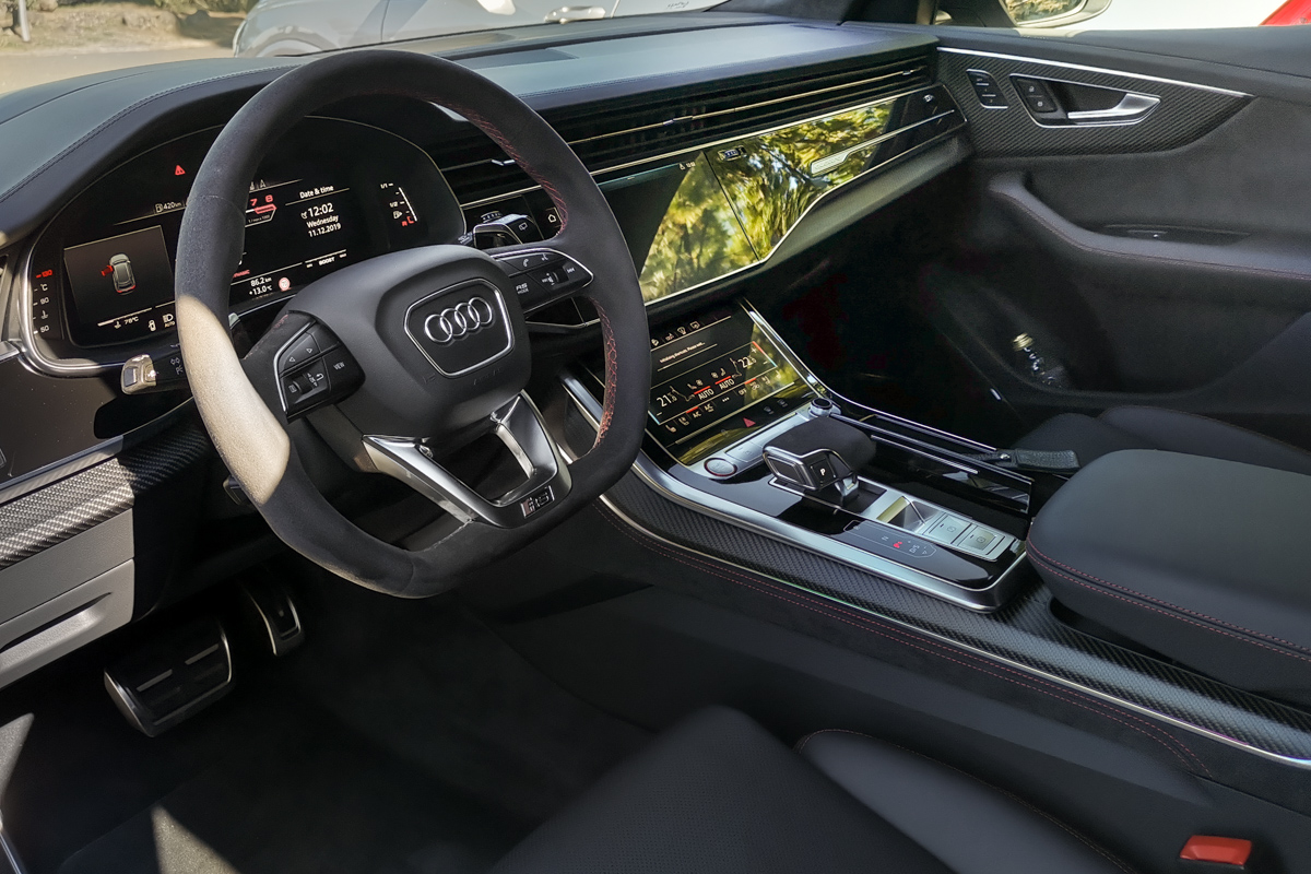 Audi RS Q8 2020 test 