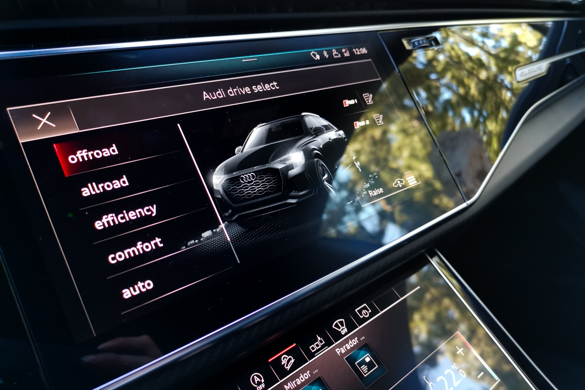 Audi RS Q8 2020 test 