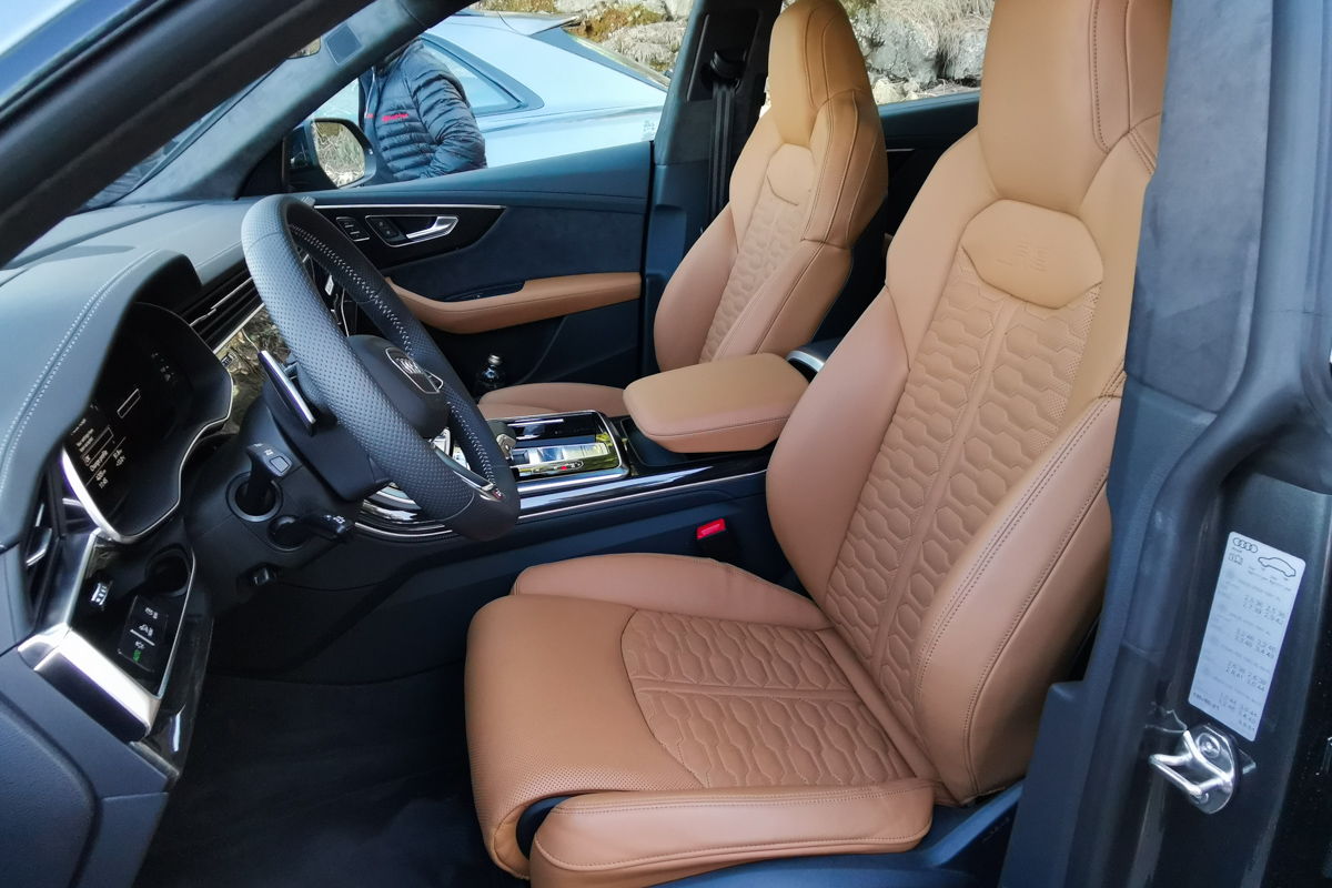 Audi RS Q8 2020 test 