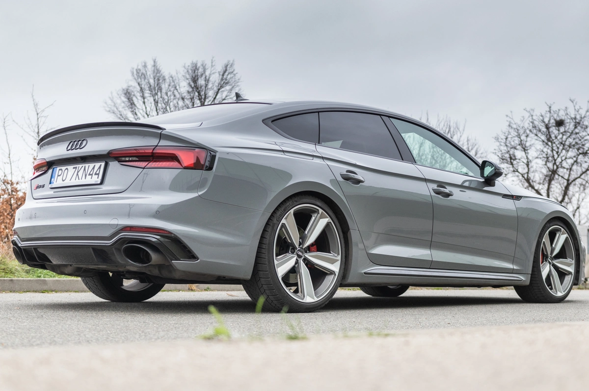 Audi RS5 Sportback BMW X3 M Competition 