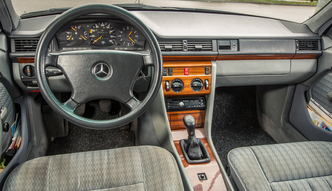Mercedes W124 