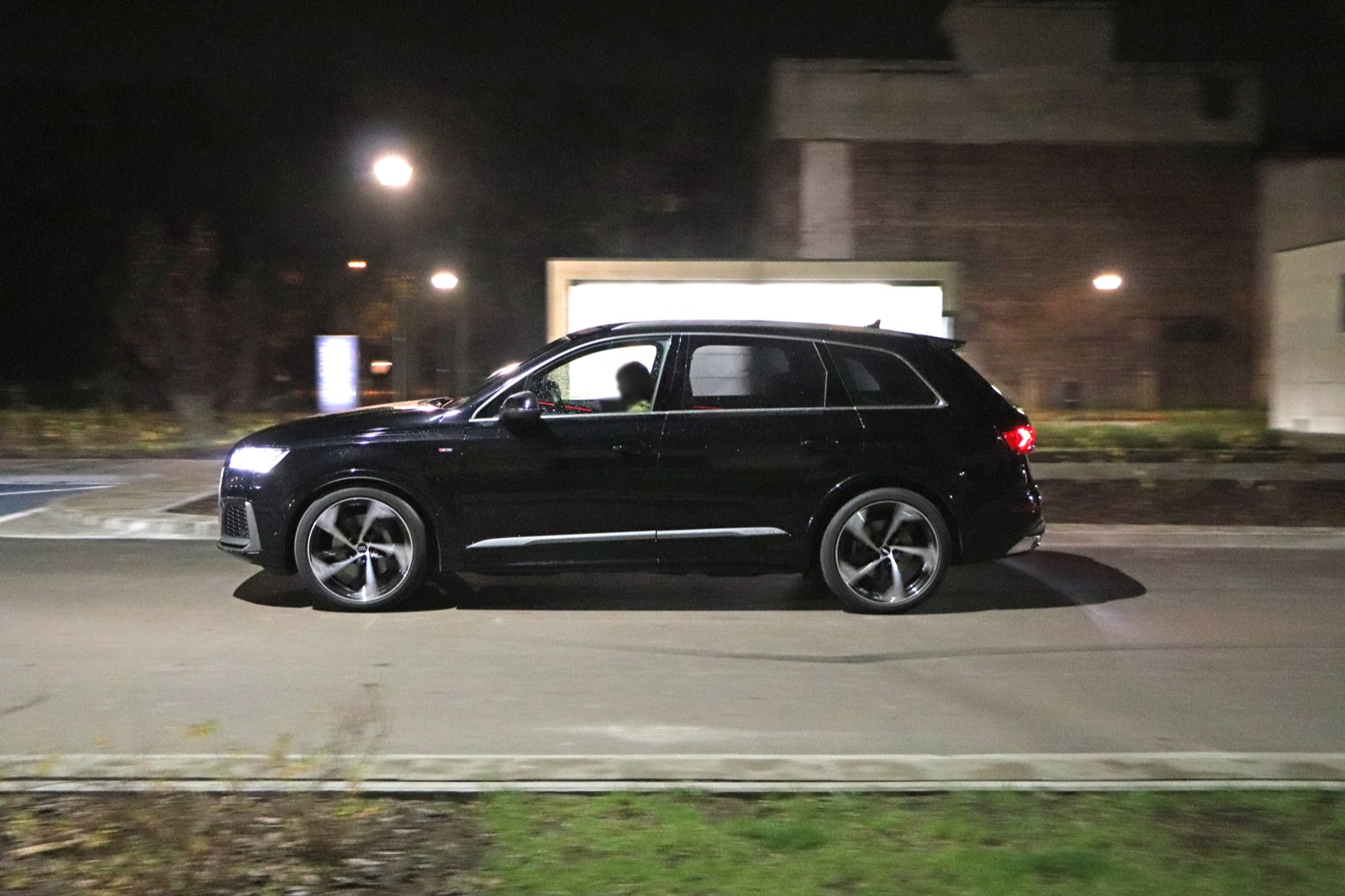 audi q7 lifting test