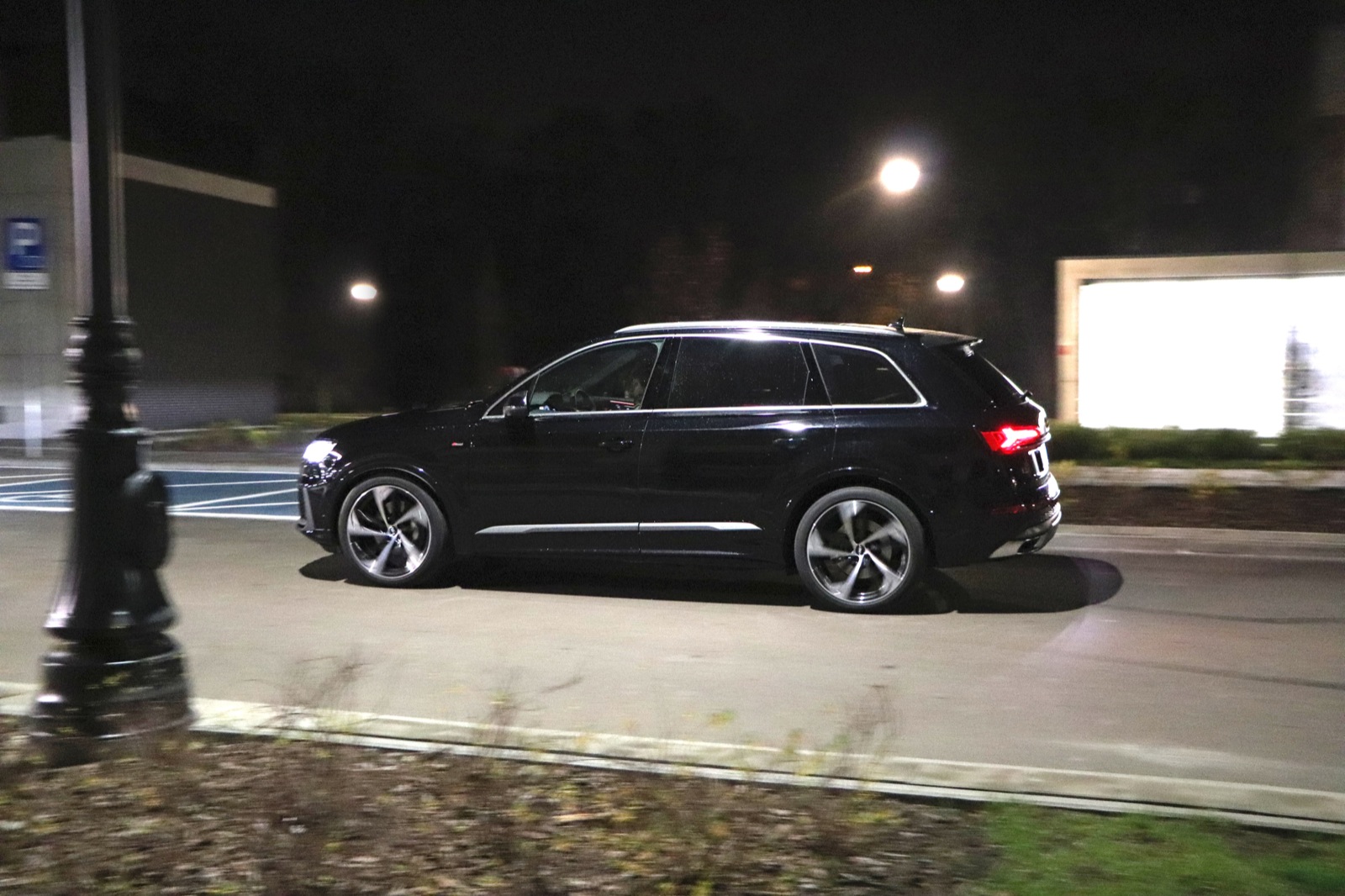 audi q7 lifting test 