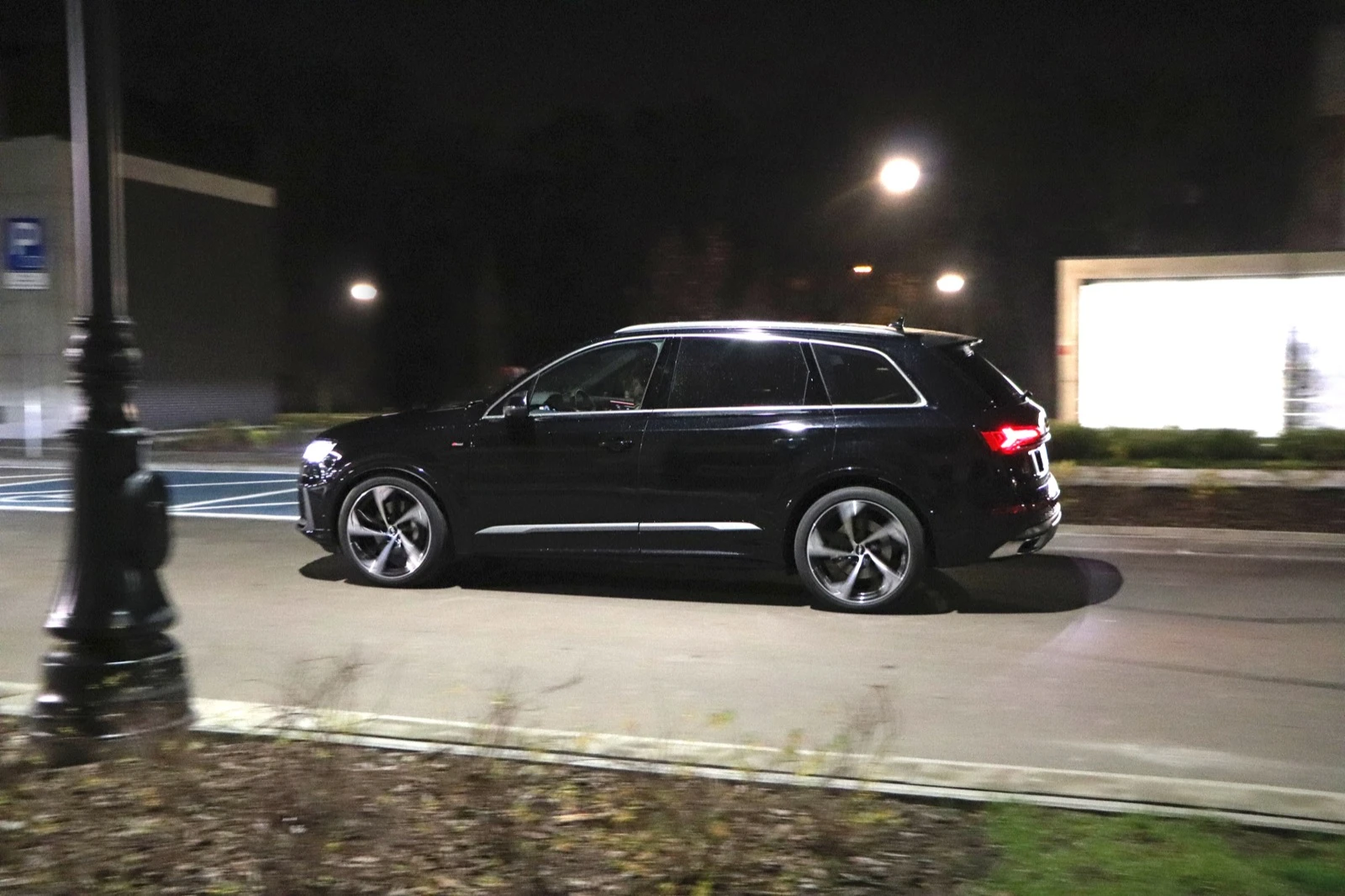 audi q7 lifting test 