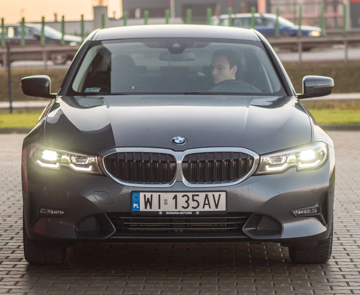 BMW G20 leasing cena