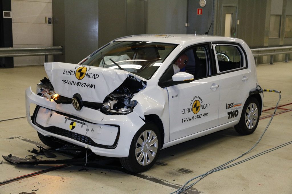 Volkswagen Golf crashtest 