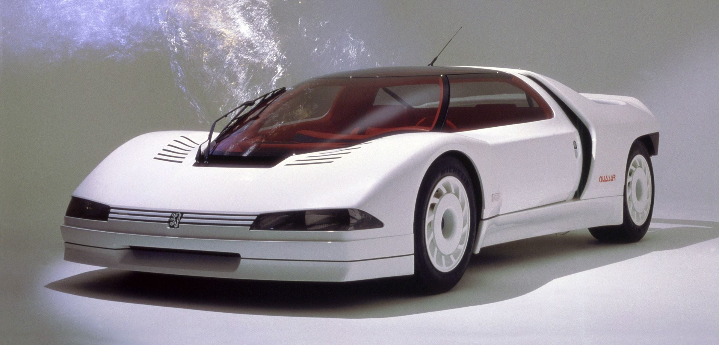 Peugeot Quasar historia
