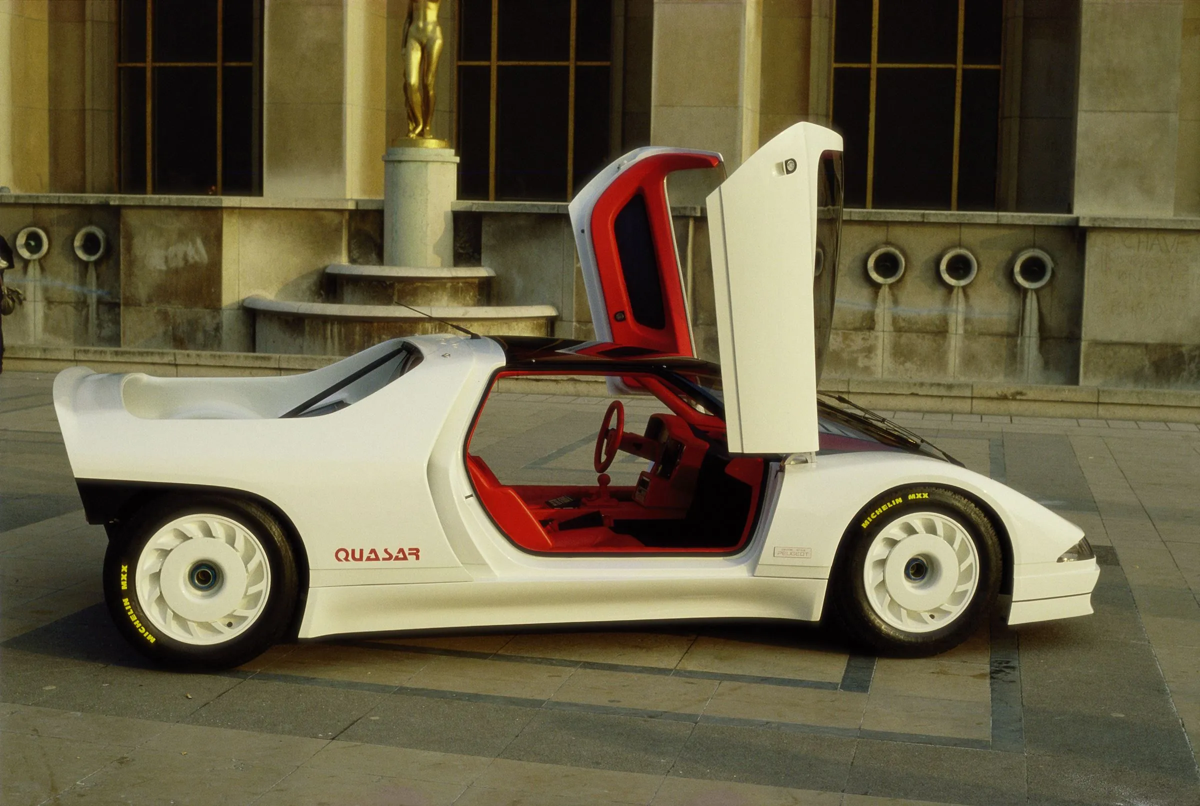 Peugeot Quasar historia 