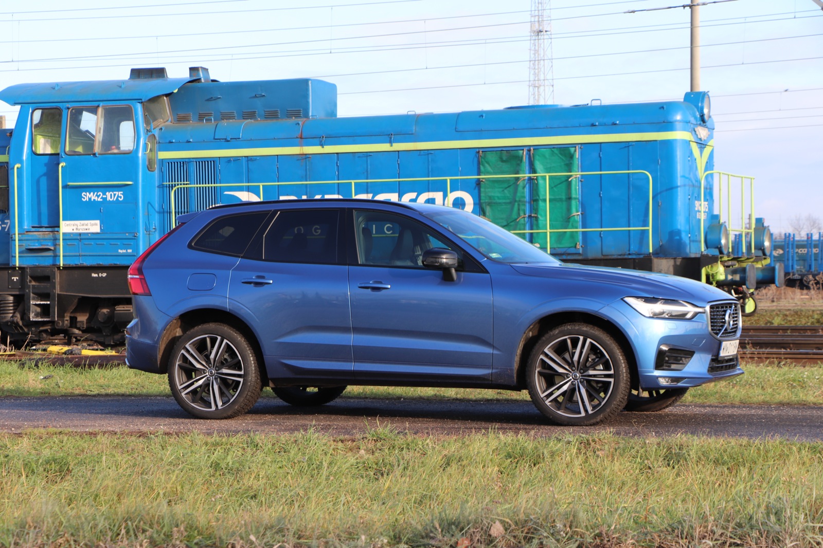 volvo xc60 r-design ceny 