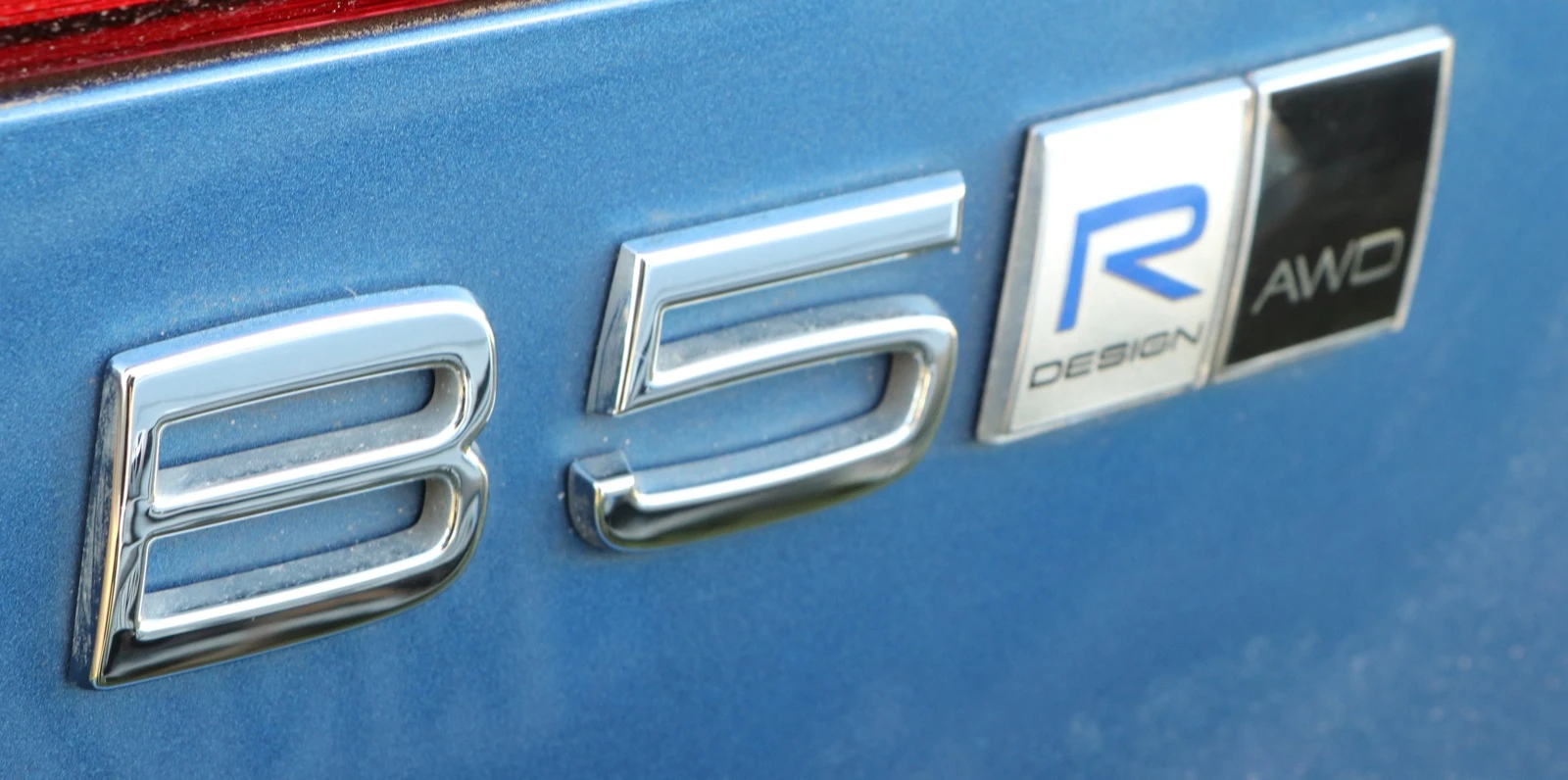 volvo xc60 r-design ceny 