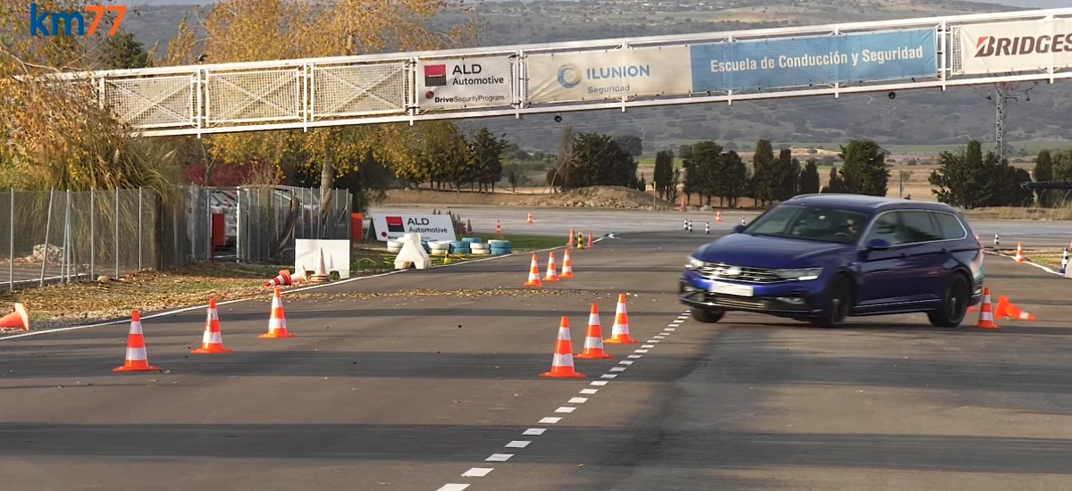 vw passat variant test łosia