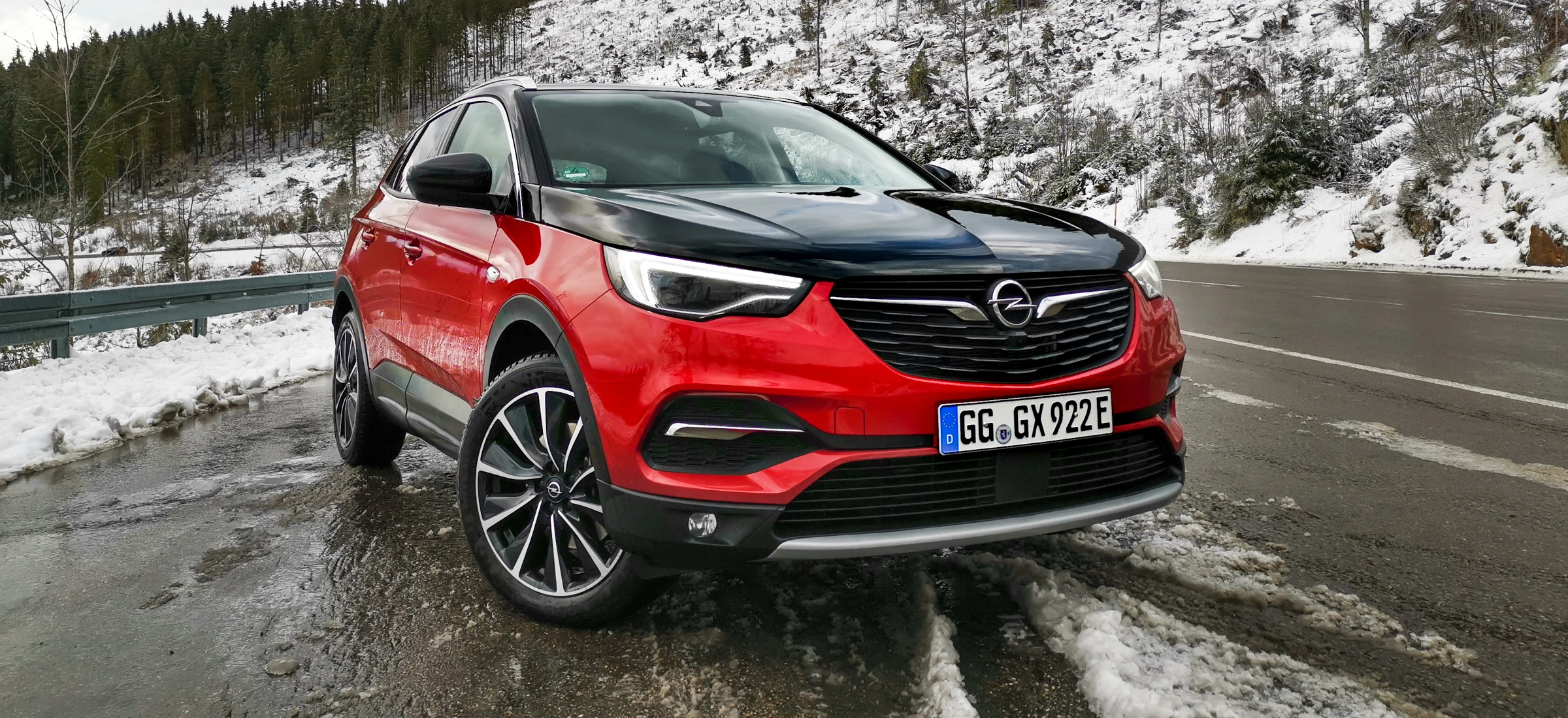 Opel Grandland X Hybrid4 test