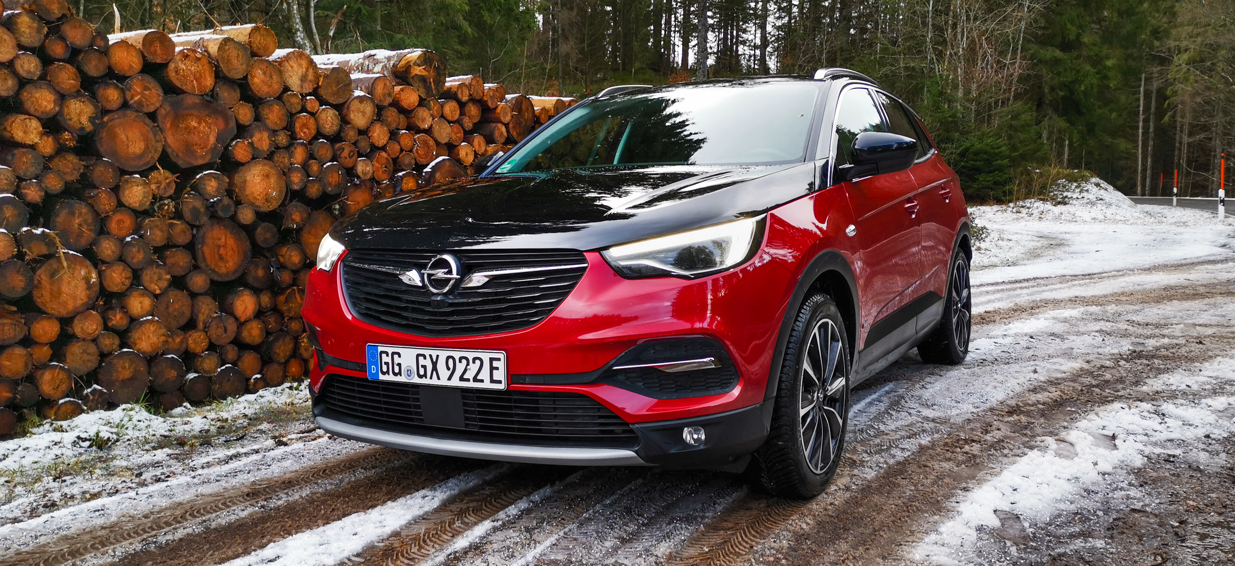 Opel Grandland X Hybrid4 test 