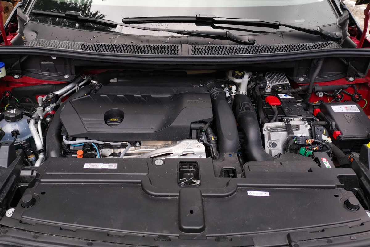 Opel Grandland X Hybrid4 test 