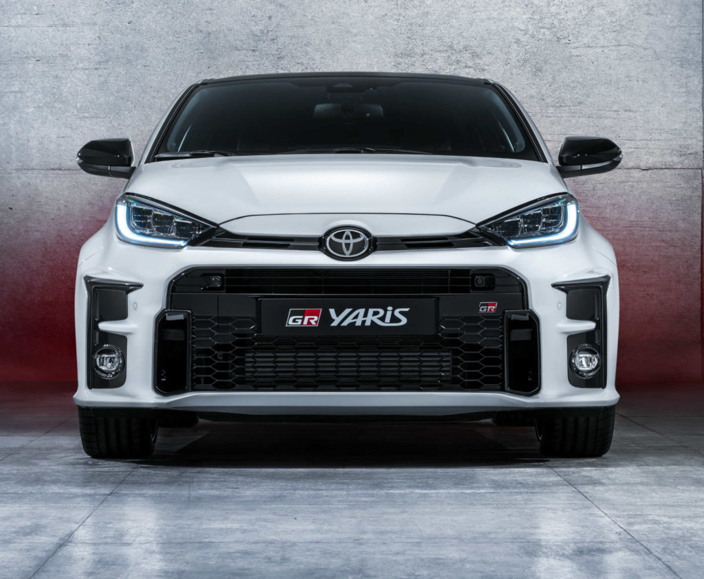 Toyota Yaris cena 