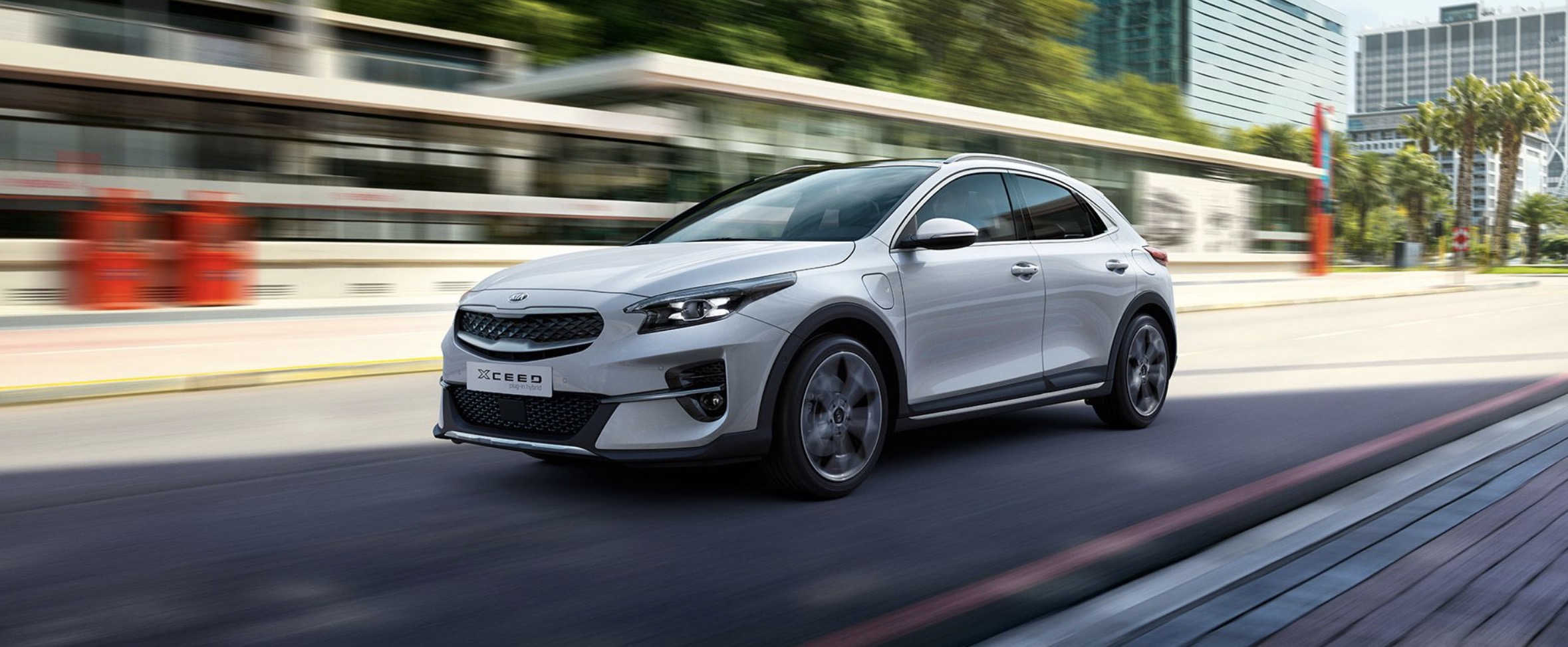 suv hybryda 2020