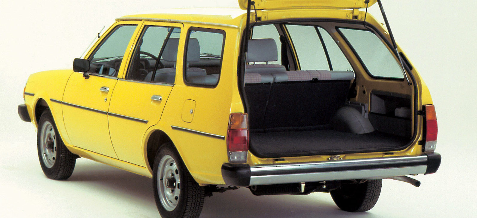Mazda ma 100 lat. Oto 6 modeli, które chciałbym widzieć w swojej hali