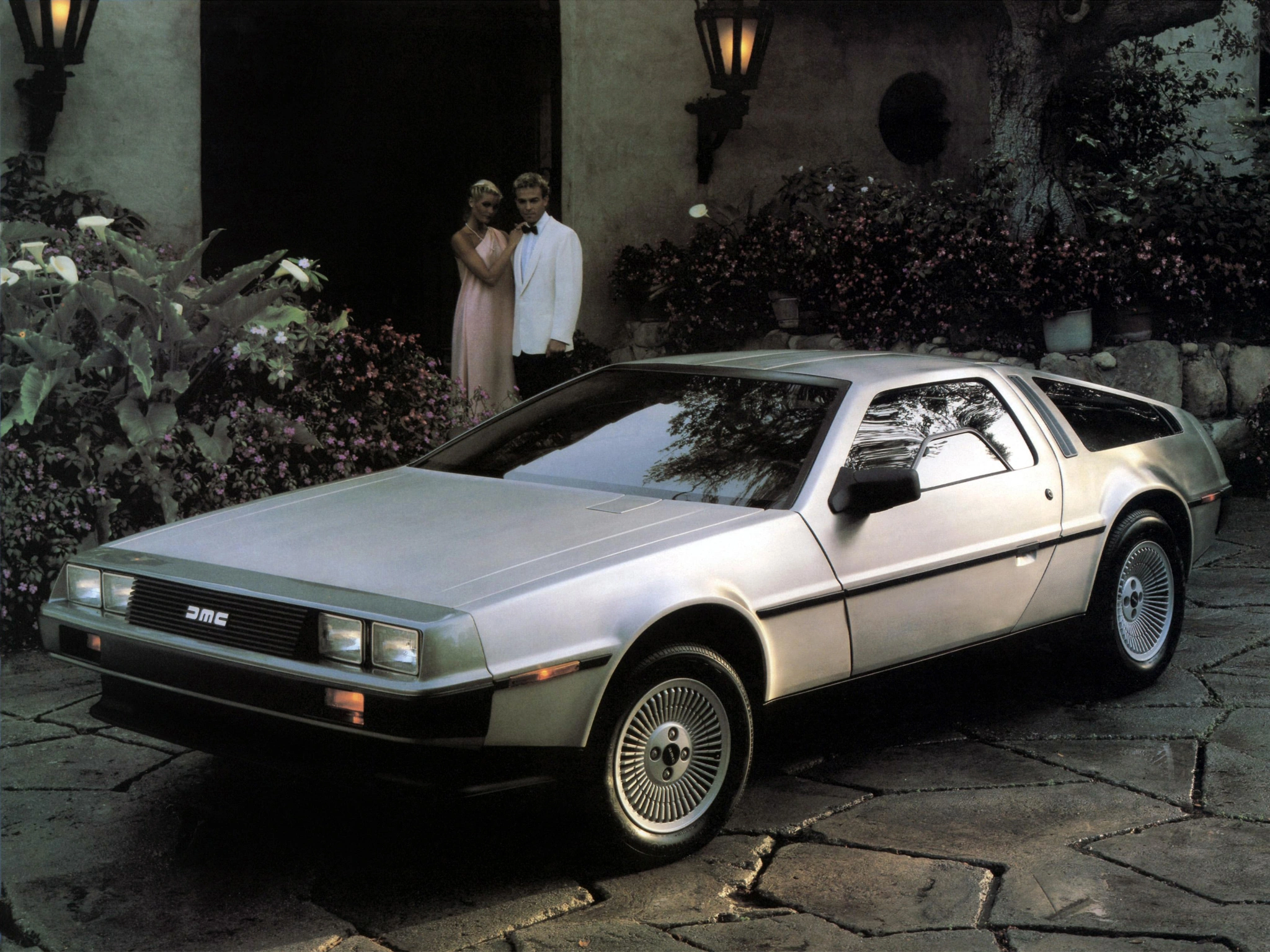 nowy DeLorean DMC 12  