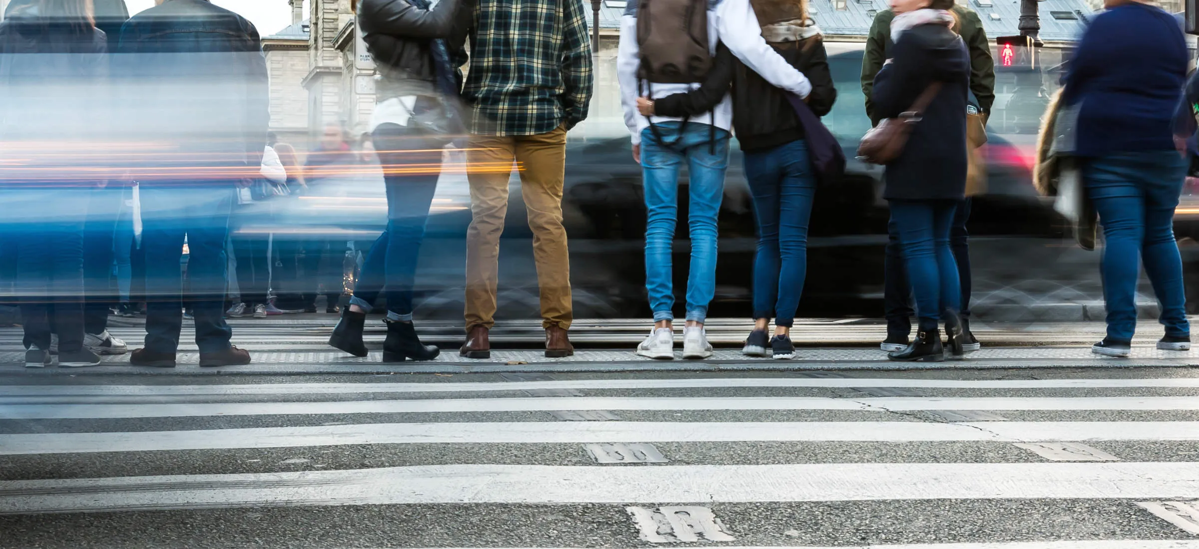 pierwszeństwo pieszych przed przejściem