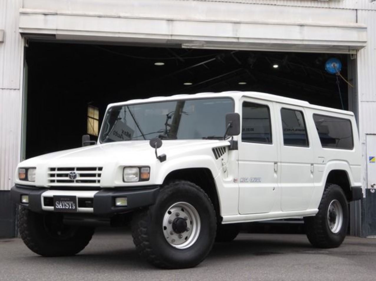 Toyota Mega Cruiser na sprzedaż 