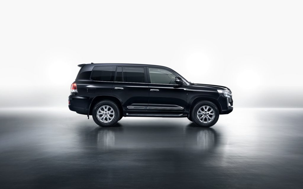 Toyota Land Cruiser V8 