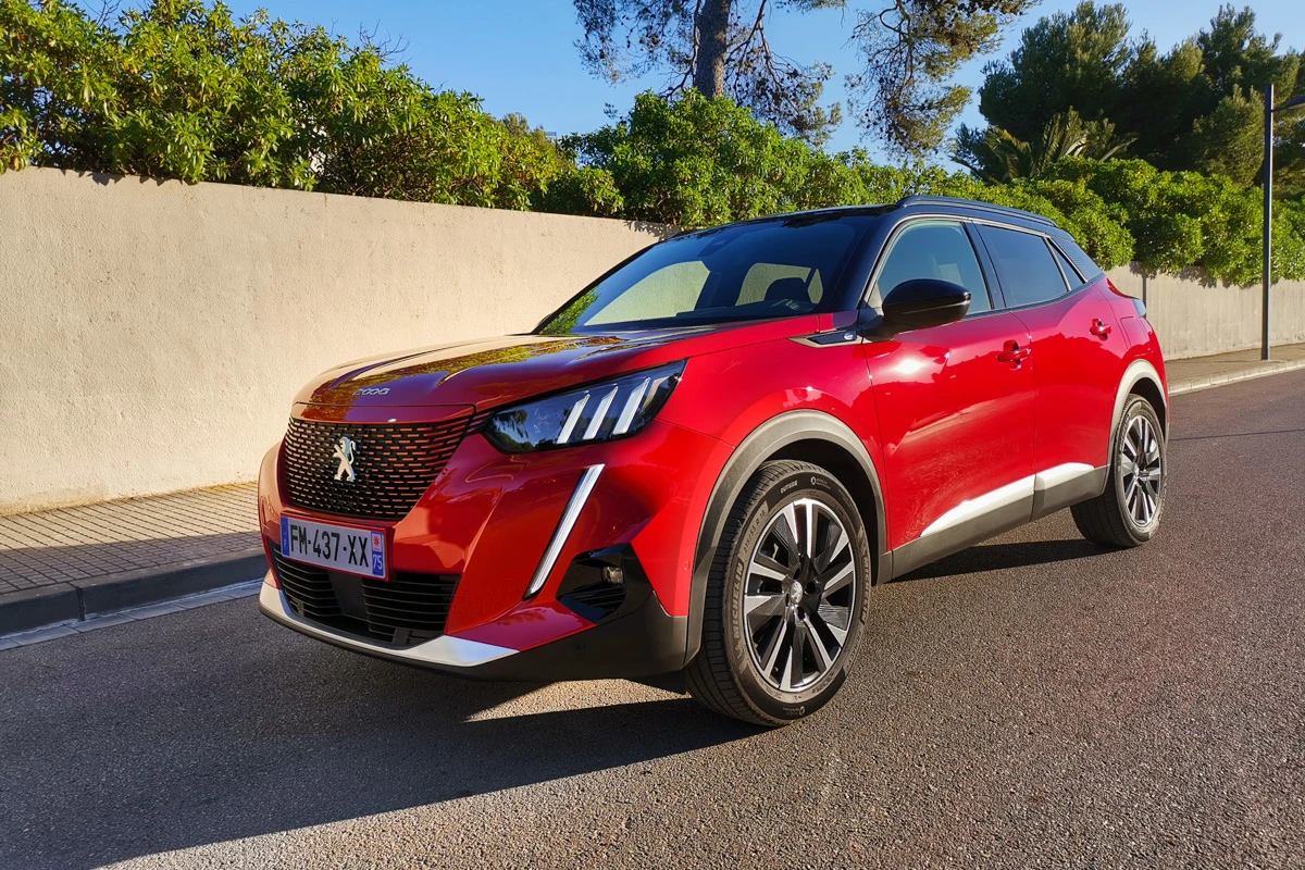 Peugeot e-2008 test  