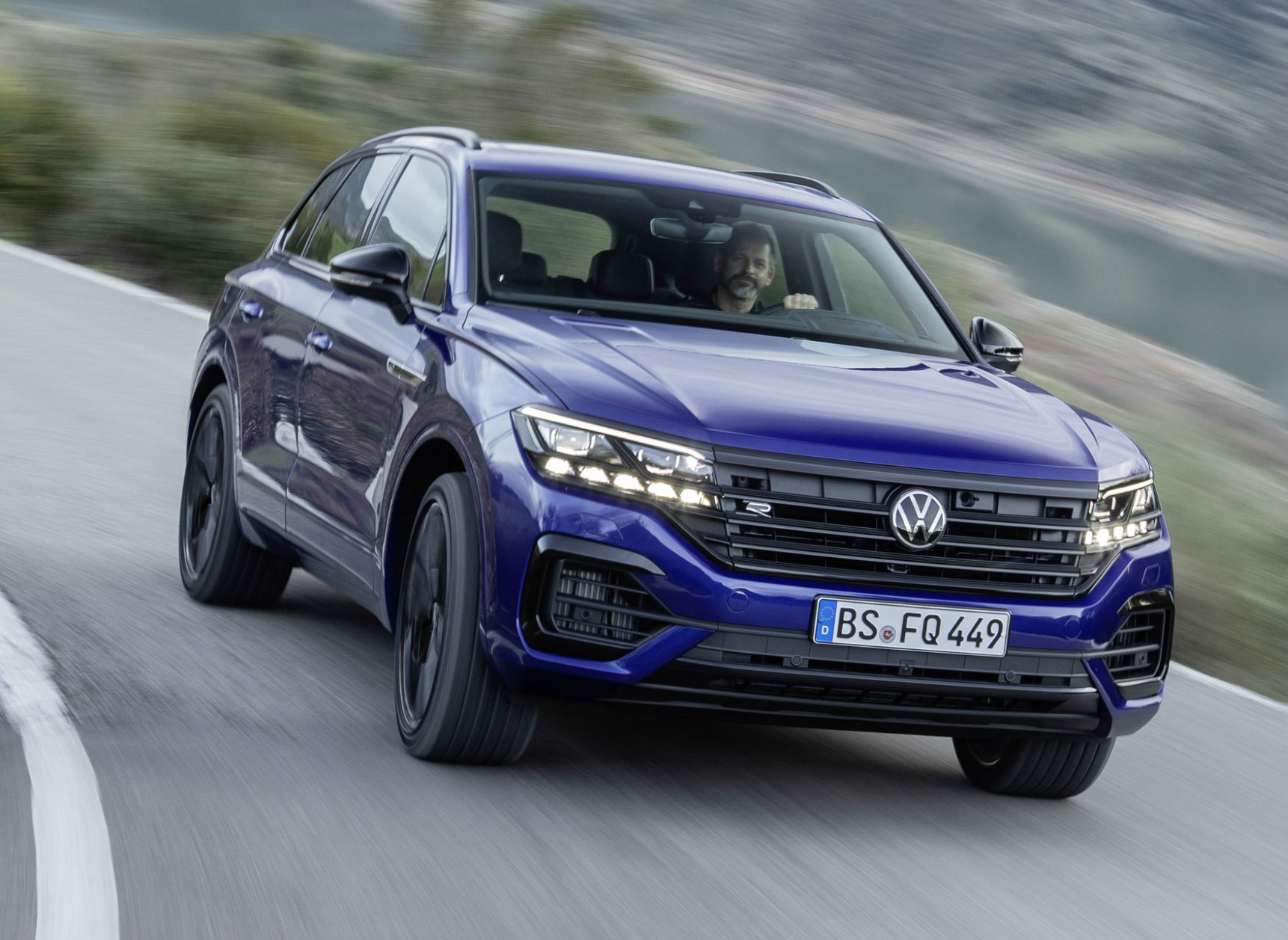 VW Touareg R 
