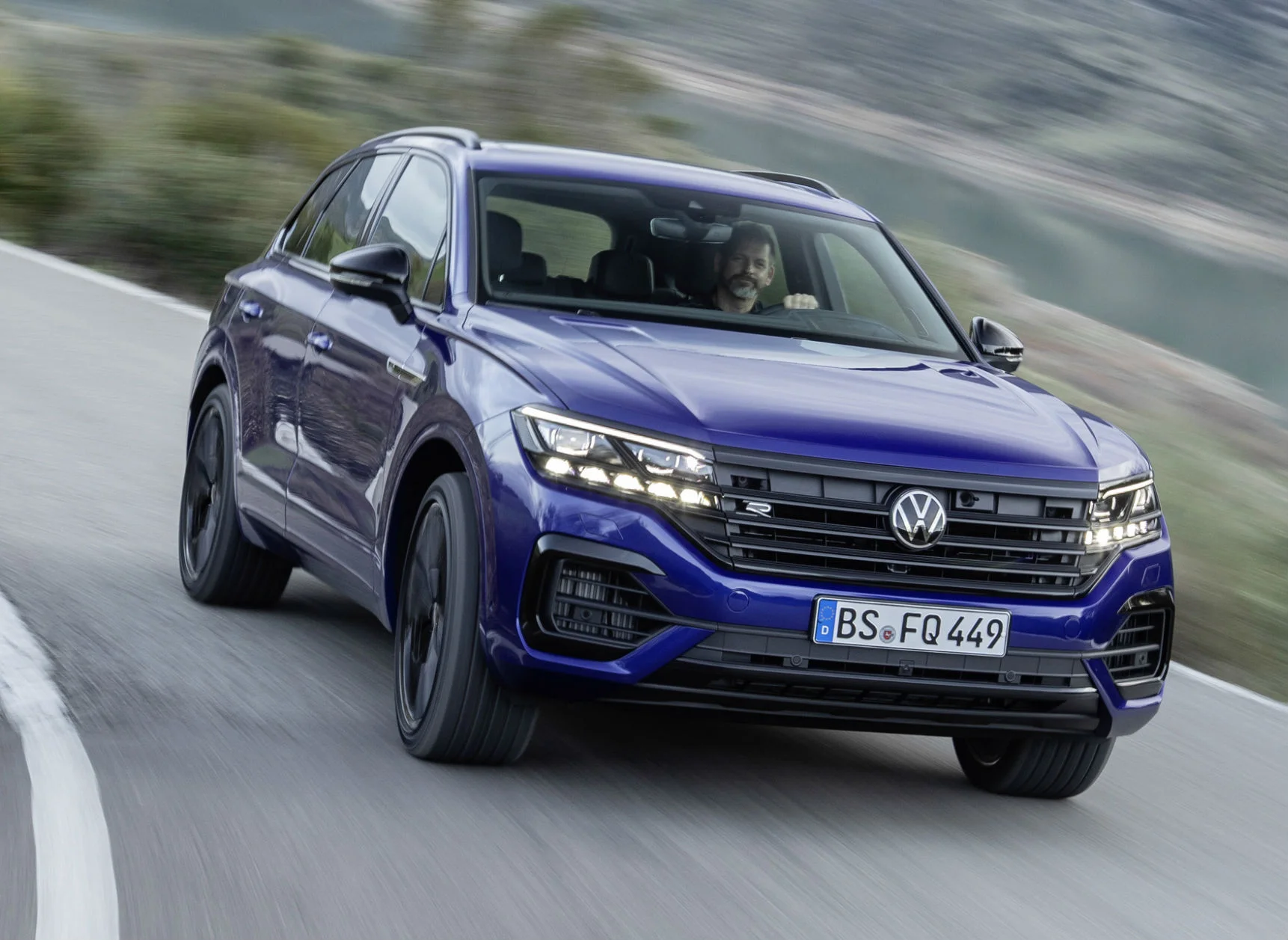 VW Touareg R 