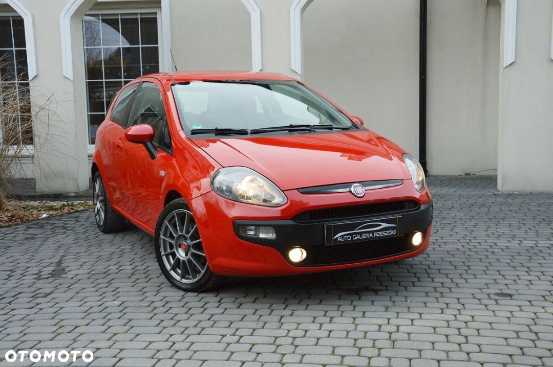tani hot hatch 