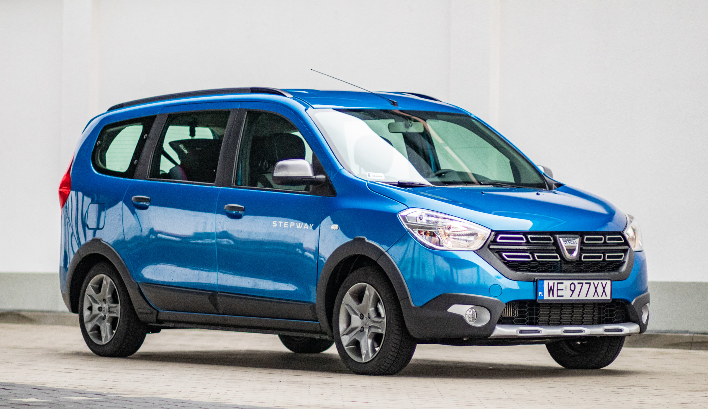 dacia elektryczna 