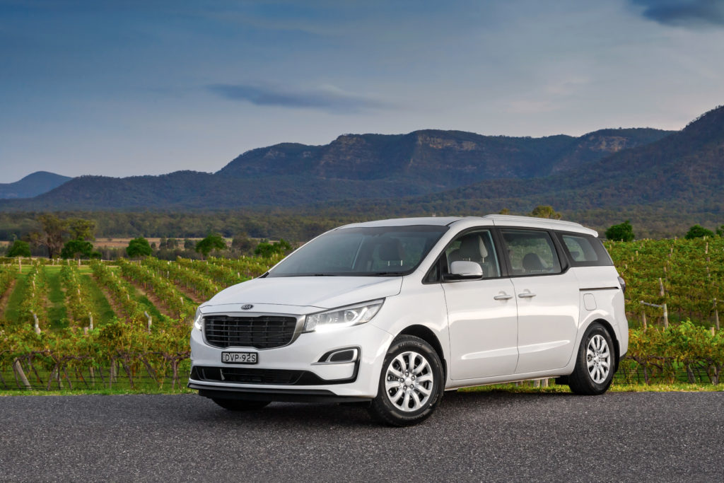 kia carnival 